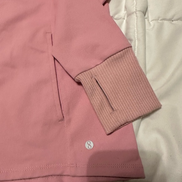 Layer 8 workout jacket - Picture 3 of 6